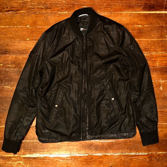 Large Black Camo Bomber Style SUPERDRY Jacket - Picture 1 of 6